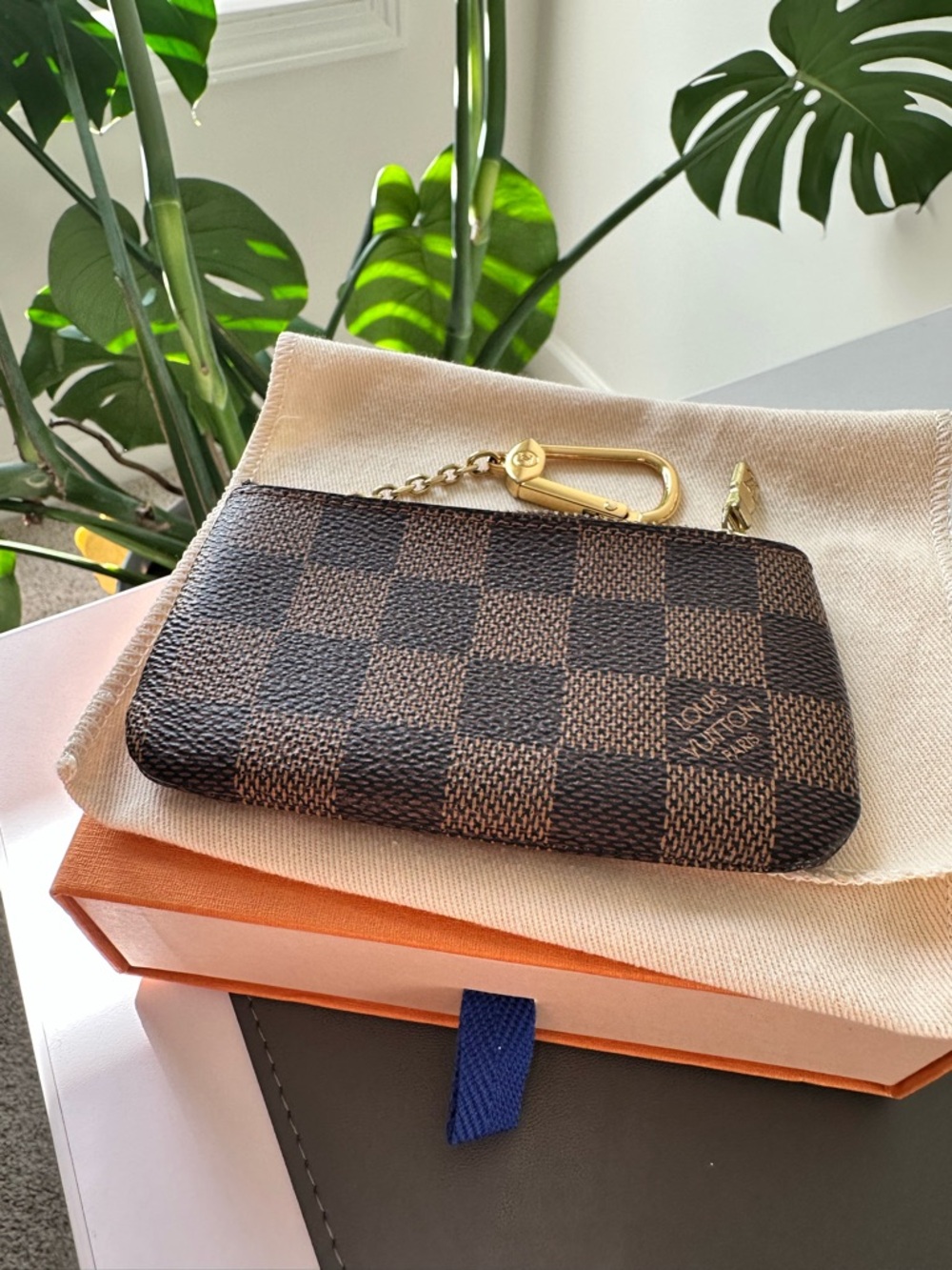 Louis Vuitton Key Pouch - Picture 6 of 9